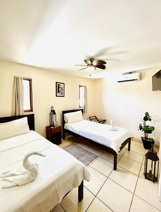 Hotel La Estacion 산 후안 델 수르 외부 사진